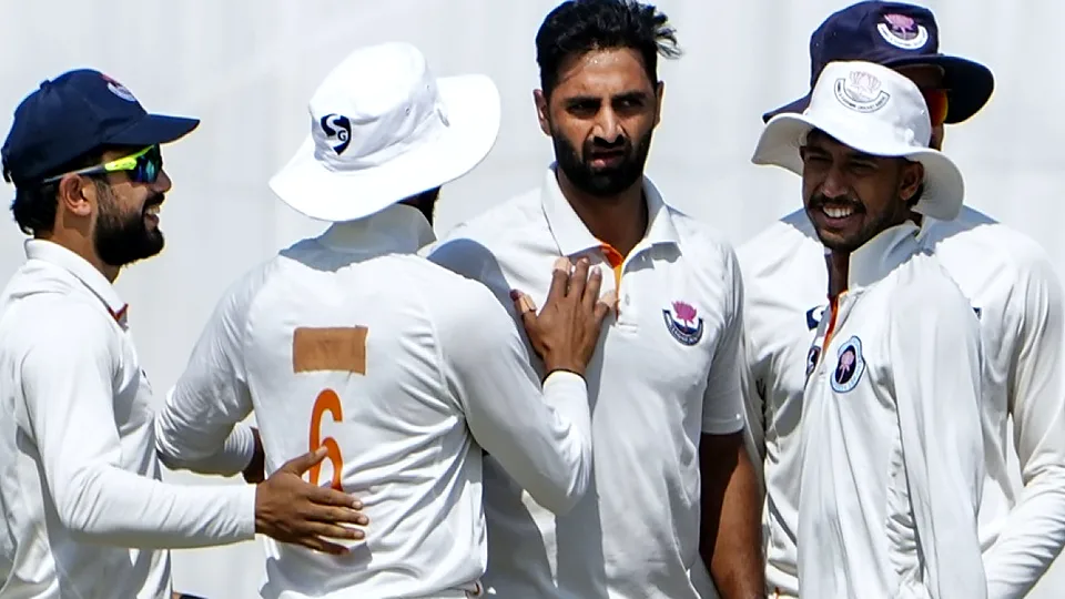 Heaphy's 90* Denies India A; 777 Slots Real Money India Fans Wait